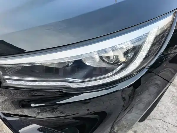 Hongqi H5 2022