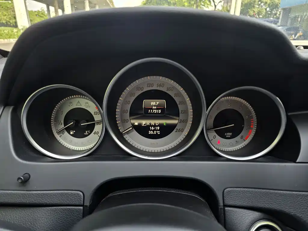 Mercedes-Benz C-Class 2013