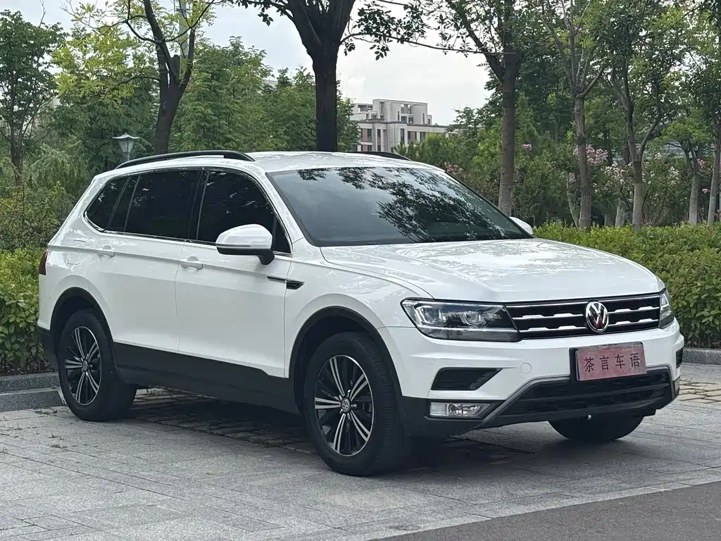 Volkswagen Tiguan L 2019