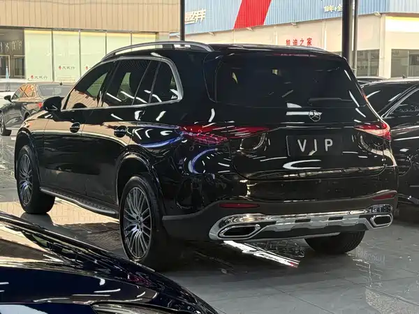 Mercedes-Benz GLC 2023