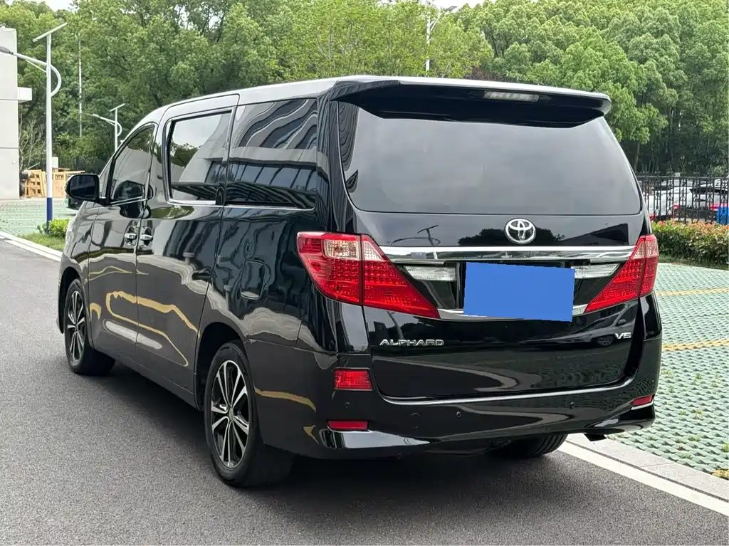 Toyota Alphard 2013 — фото 6