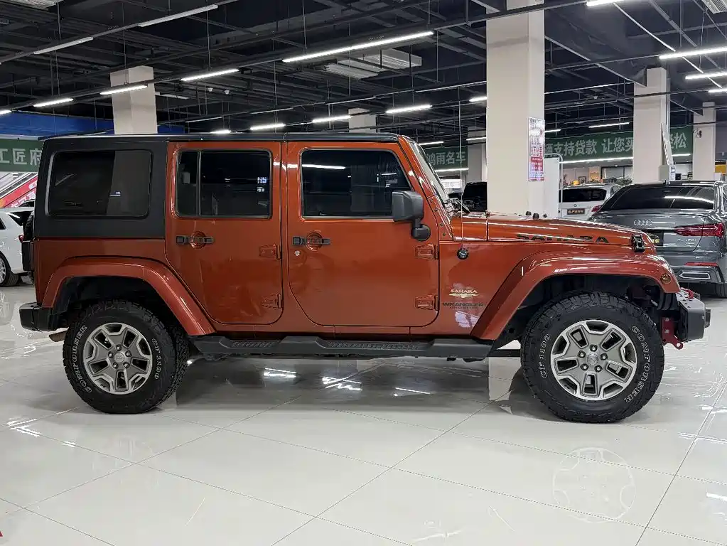 Jeep Wrangler 2014 — фото 4
