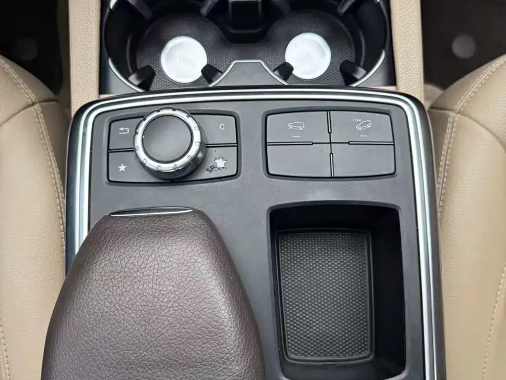Mercedes-Benz M-Class 2014 — фото 11