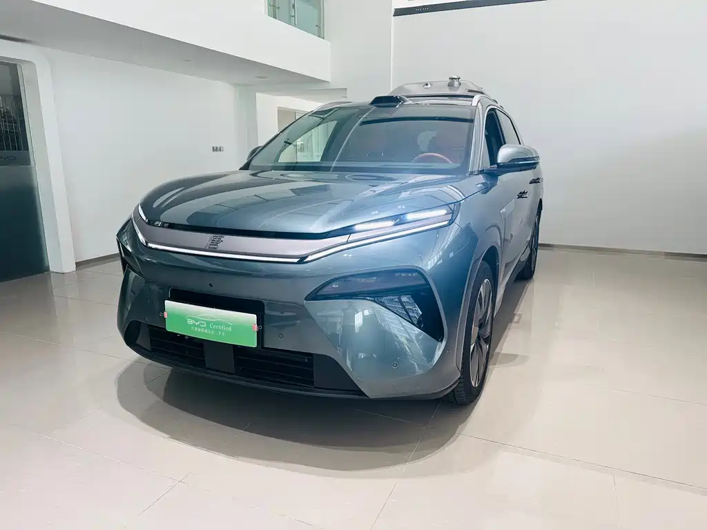 BYD Tang L 2025