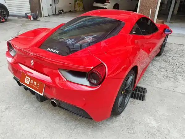 Ferrari 488 2015