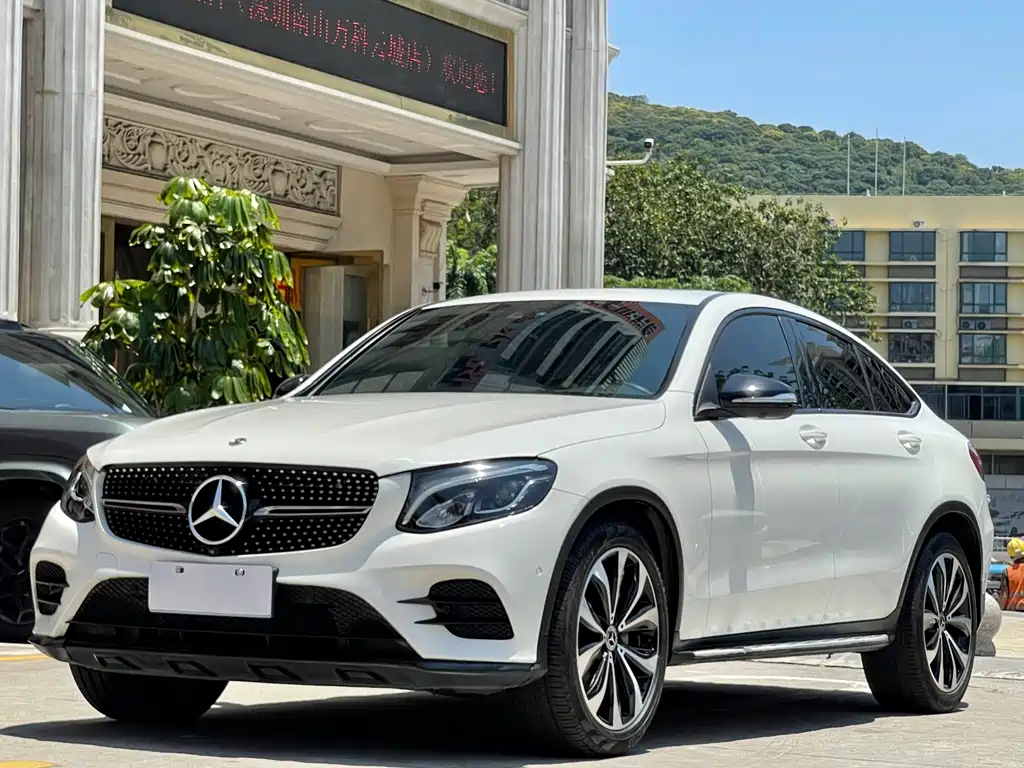Mercedes-Benz GLC Coupe 2017 — фото 1