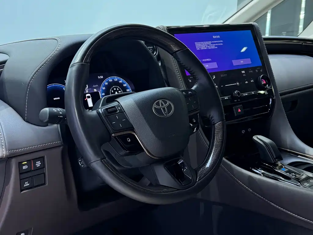 Toyota Alphard 2025 — фото 10