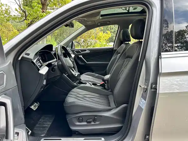 Volkswagen Tiguan L 2022