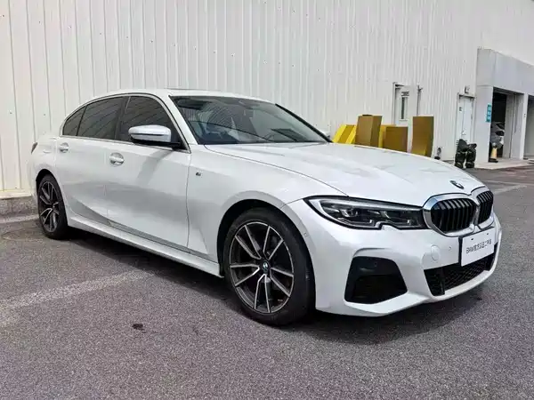 BMW 3 Series 2021