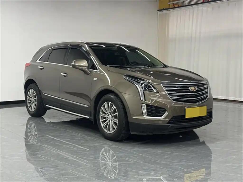 Cadillac XT5 2017 — фото 7