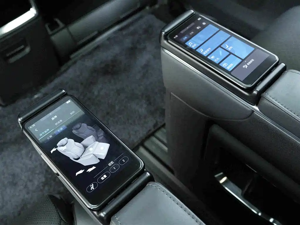 Toyota Vellfire 2024 — фото 20