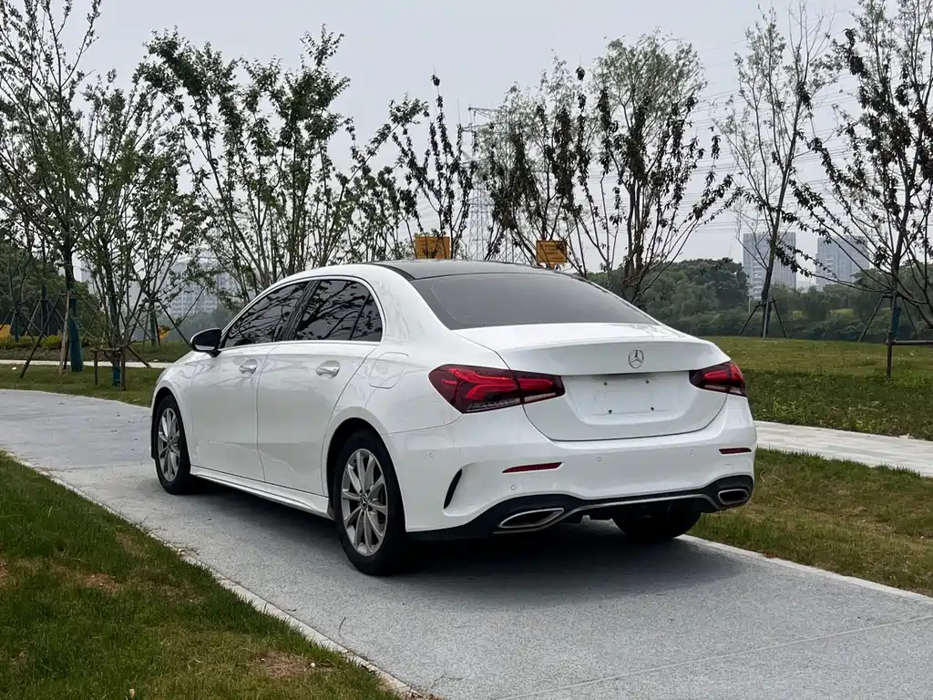Mercedes-Benz A-Class 2021 — фото 9