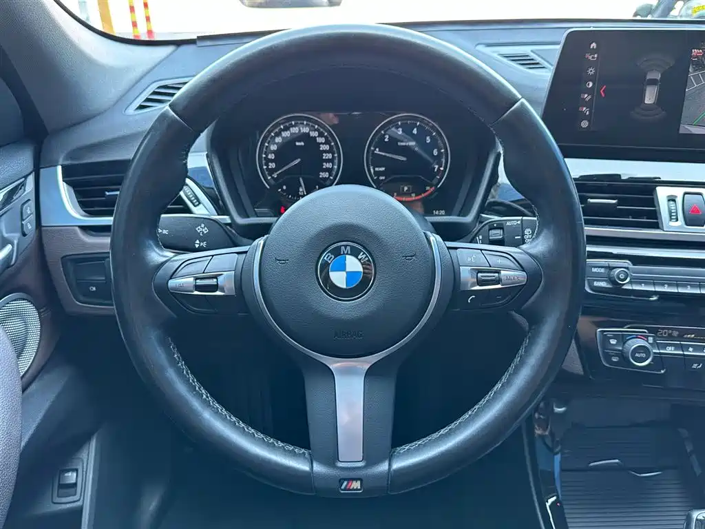 BMW X1 2022 — фото 12