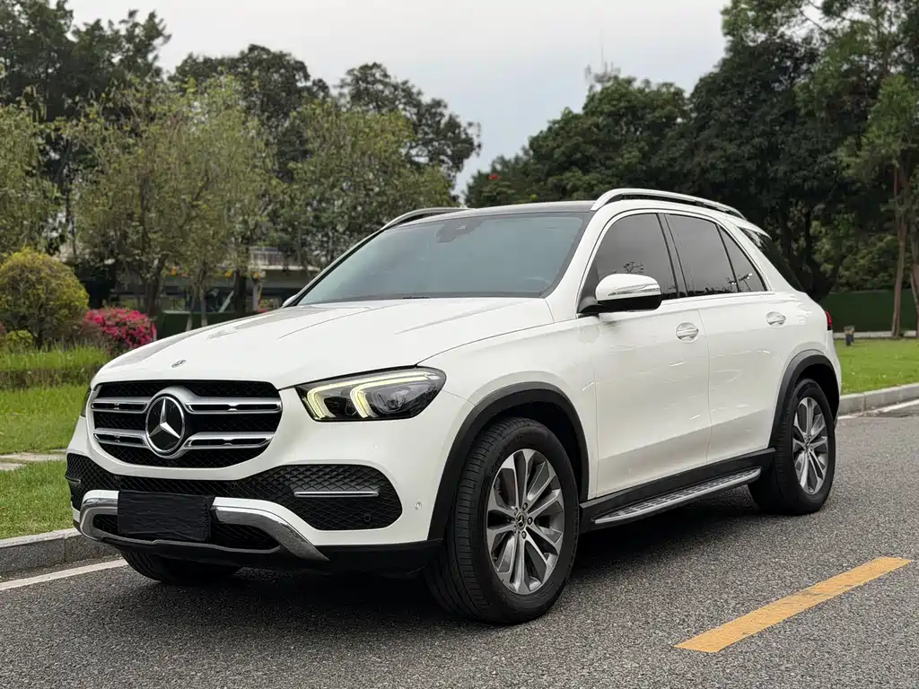 Mercedes-Benz GLE 2022 — фото 1