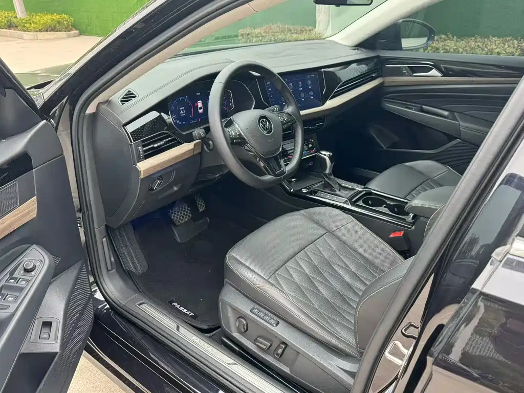 Volkswagen Passat 2021
