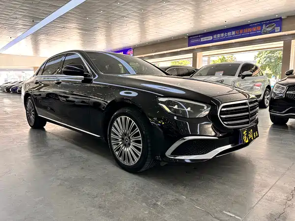 Mercedes-Benz E-Class 2021