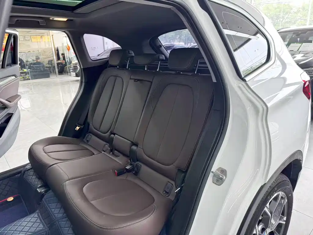 BMW X1 2022 — фото 13
