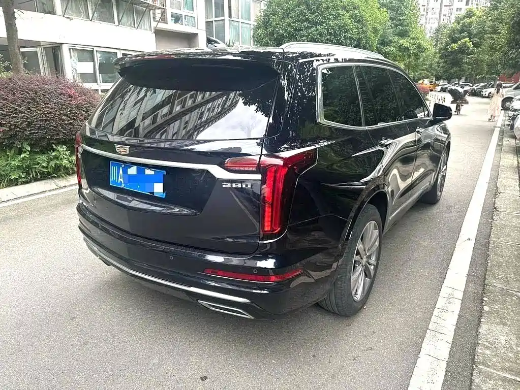 Cadillac XT6 2019 — фото 9
