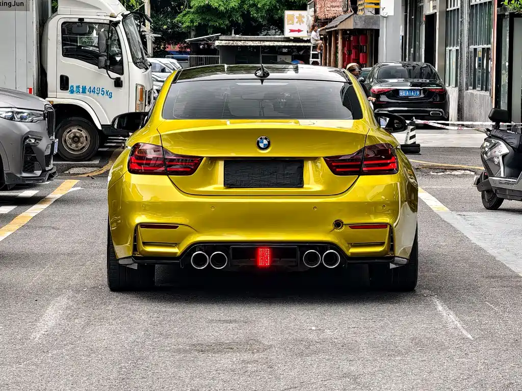 BMW M4 2016 — фото 8