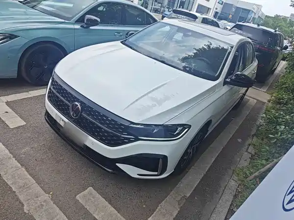 Volkswagen Lavida 2024