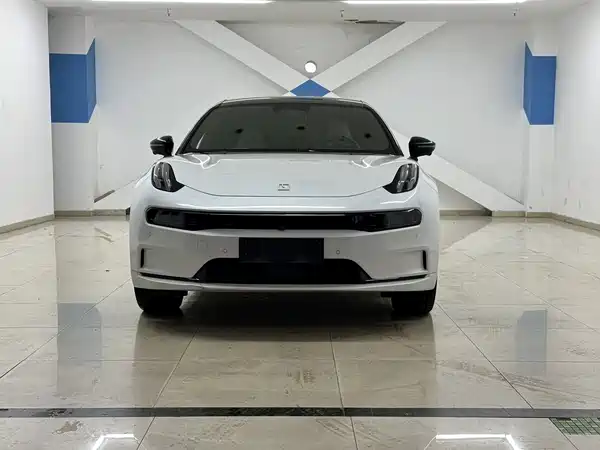 Zeekr 001 2022