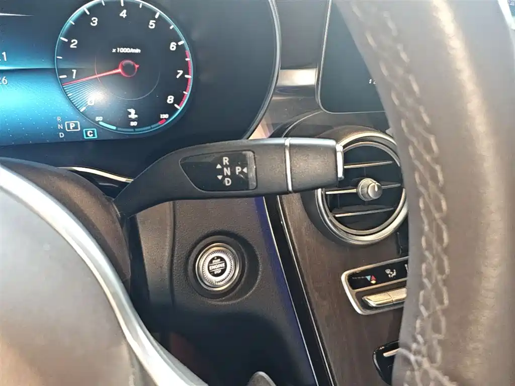 Mercedes-Benz GLC 2020 — фото 14