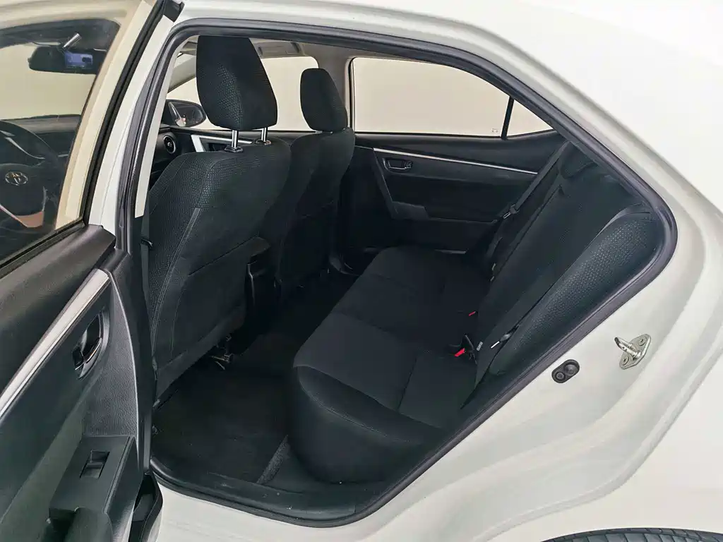 Toyota Levin 2018 — фото 11