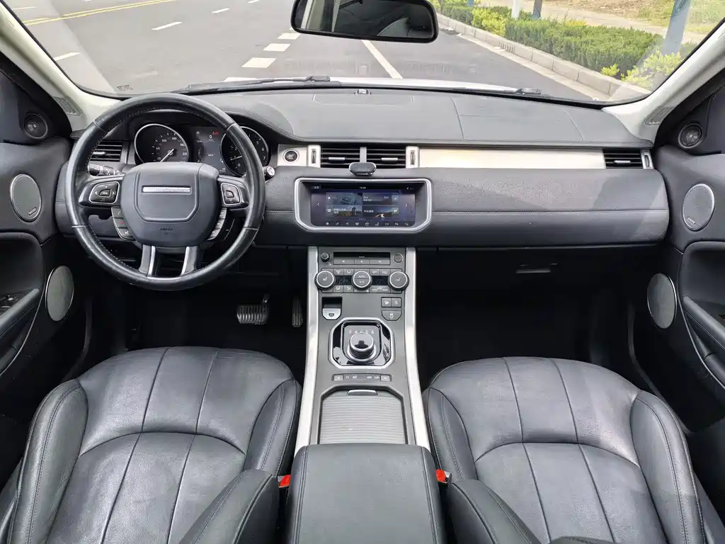 Land Rover Evoque 2018 — фото 6
