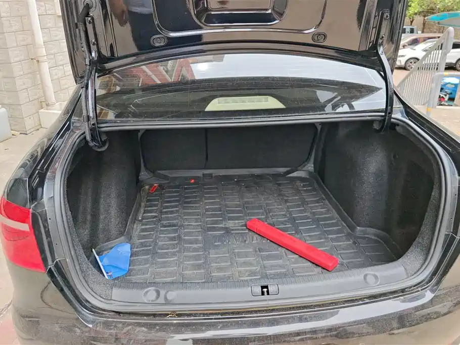 Volkswagen Lavida 2015
