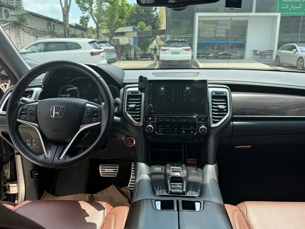 Honda UR-V 2017 — фото 14