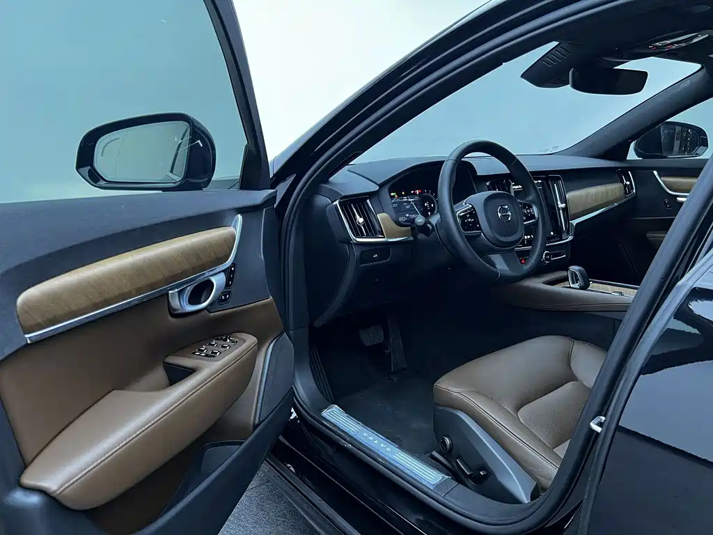 Volvo S90 2024 — фото 8