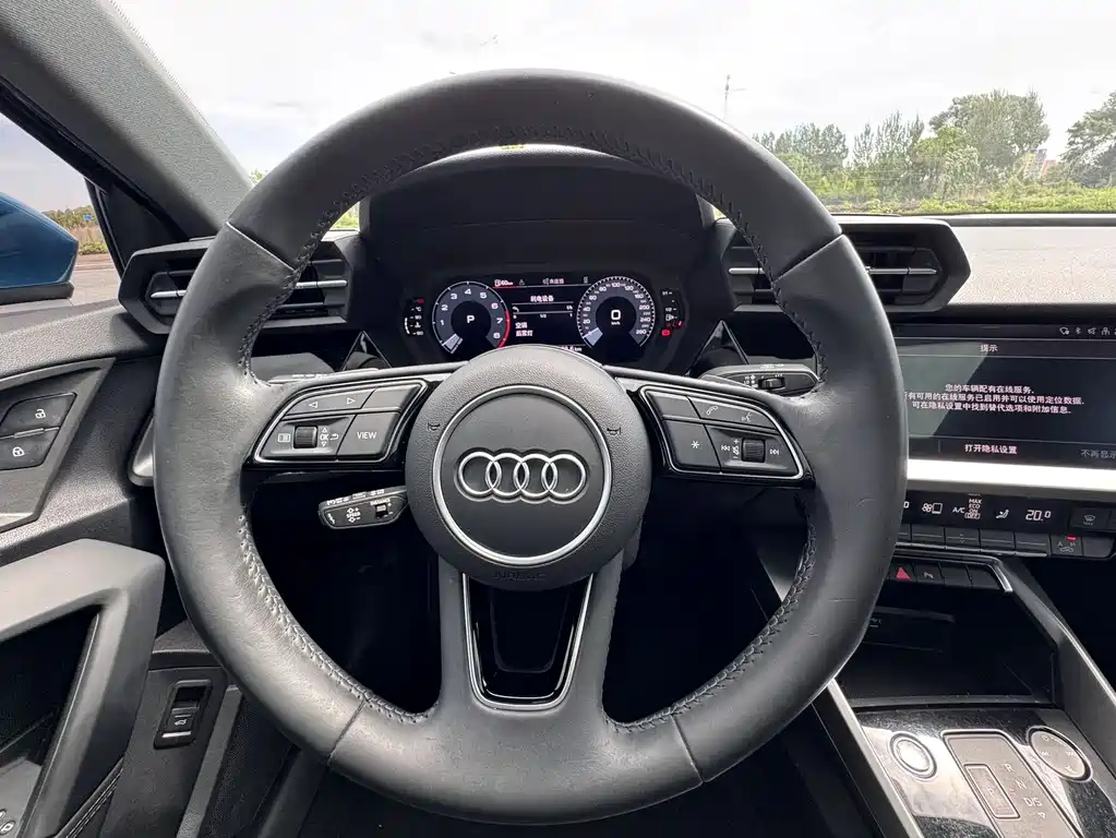 Audi A3 2022 — фото 13