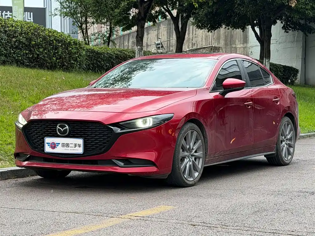 Mazda 3 Axela 2023