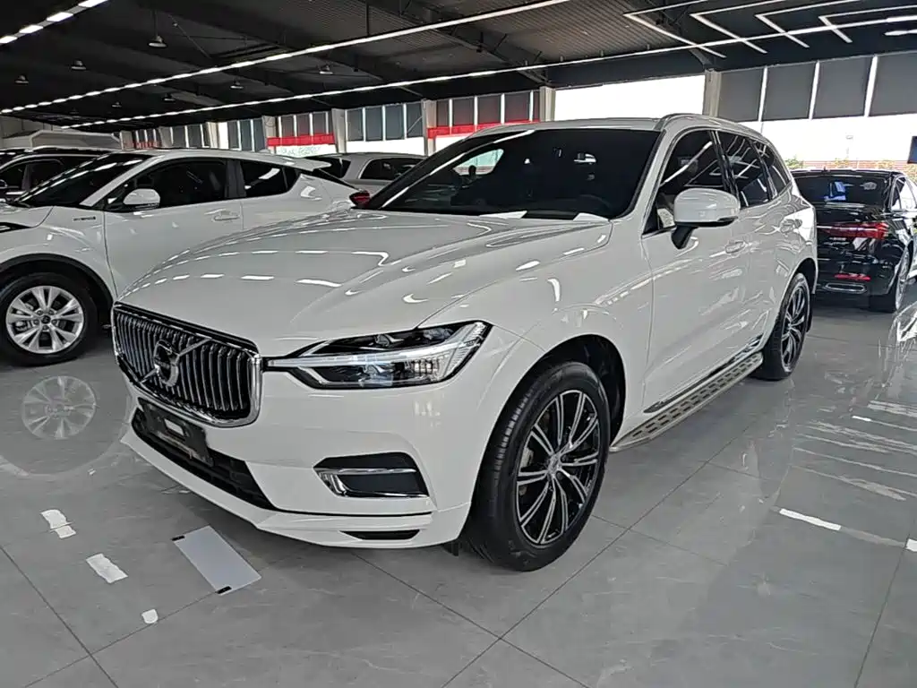 Volvo XC60 2020 — фото 2