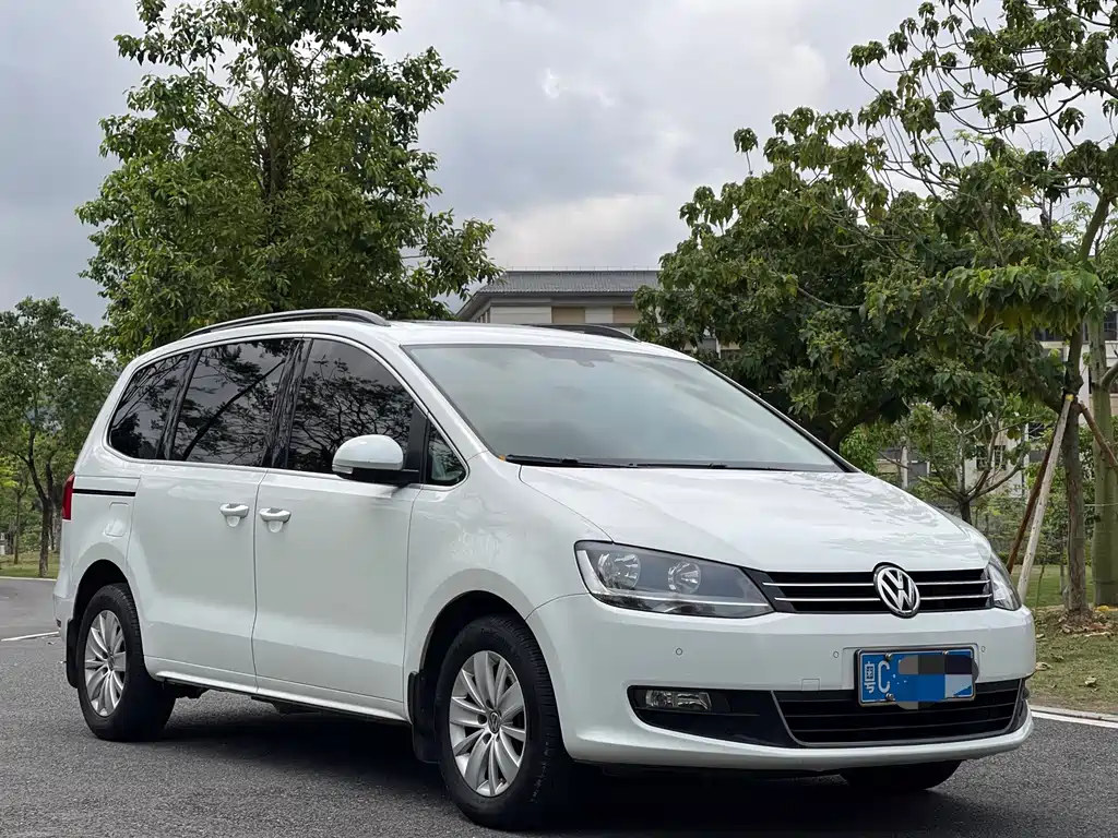 Volkswagen Sharan 2016 — фото 3