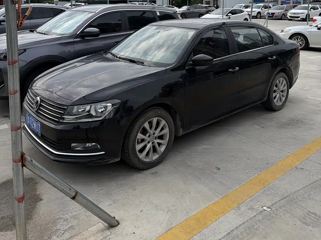 Volkswagen Lavida 2016