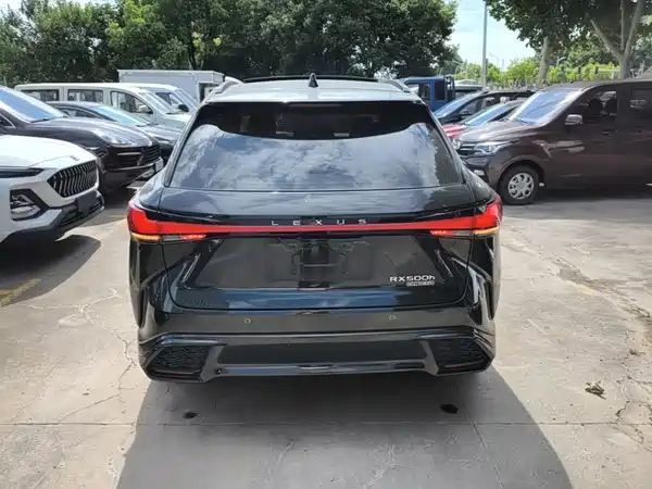 Lexus RX 2024