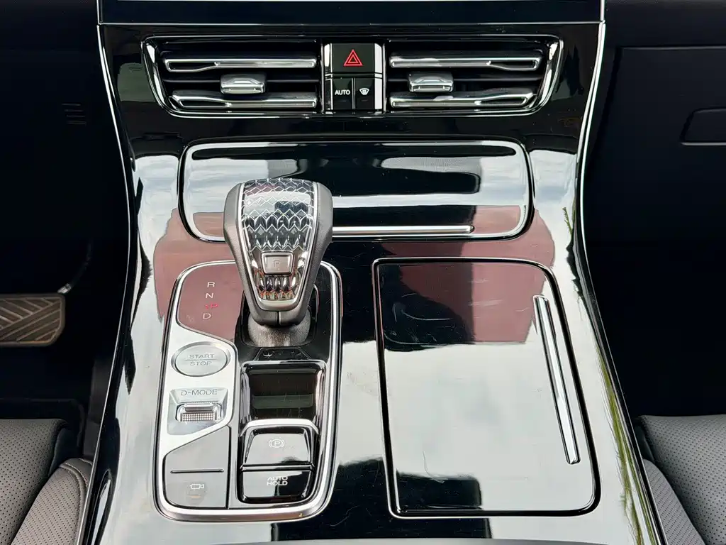 GAC Trumpchi M8 2025 — фото 20