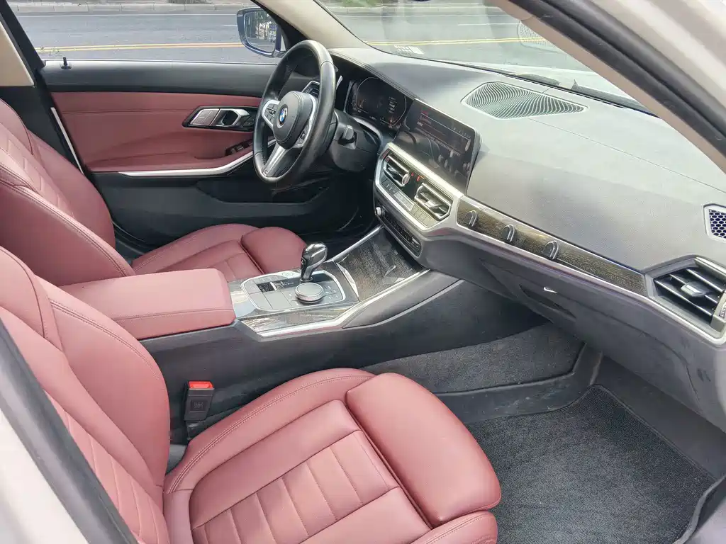 BMW 3 Series 2022