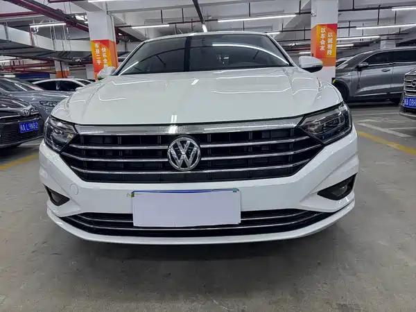 Volkswagen Sagitar 2021