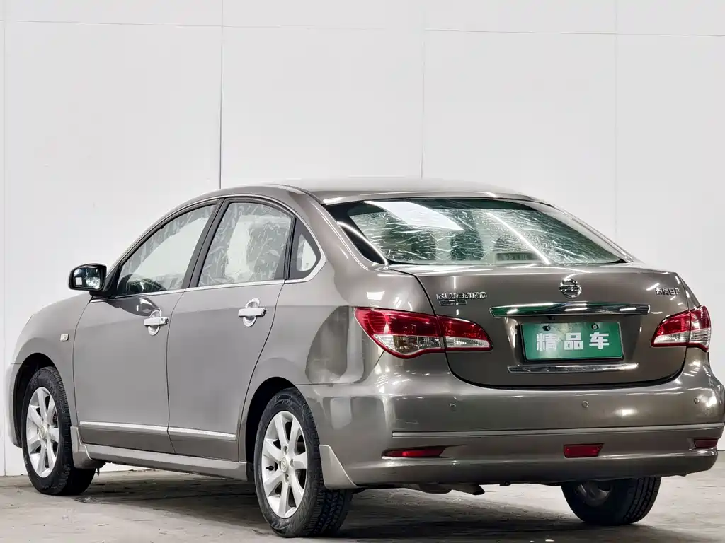 Nissan Sylphy 2012