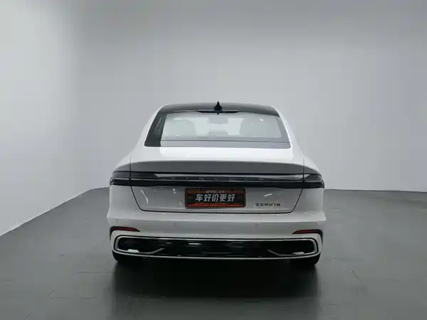 Lincoln Z 2023