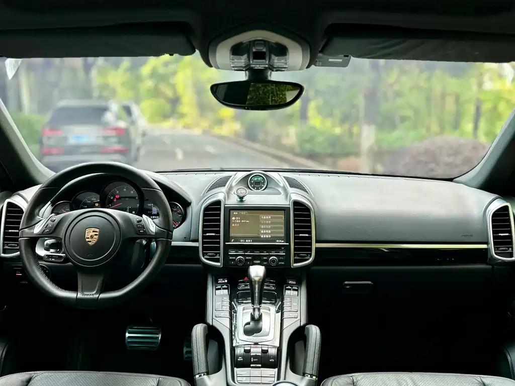 Porsche Cayenne 2014 — фото 15