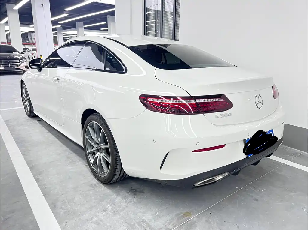 Mercedes-Benz E-Class 2021 — фото 14