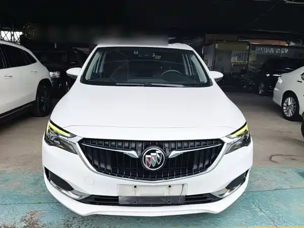 Buick GL6 2018
