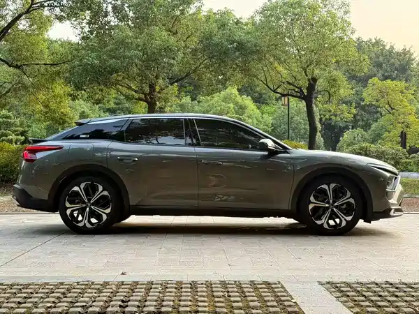 Citroën Versailles C5 X 2022