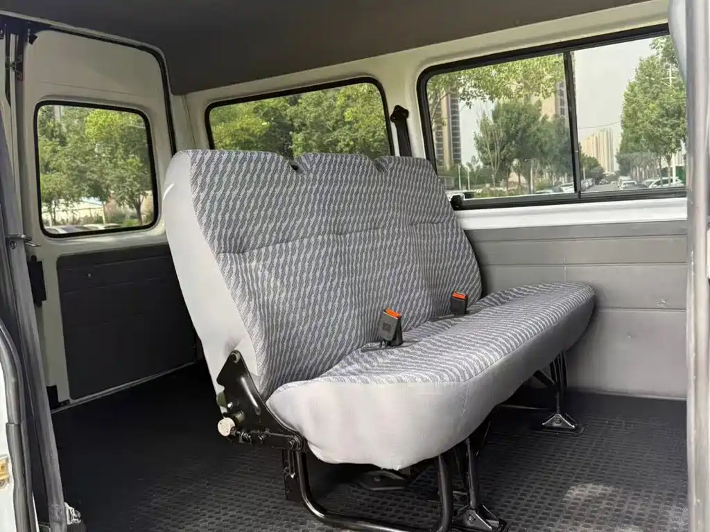 Ford Classic Transit 2016 — фото 11