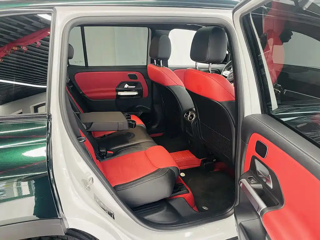 Mercedes-Benz GLB AMG 2023 — фото 14