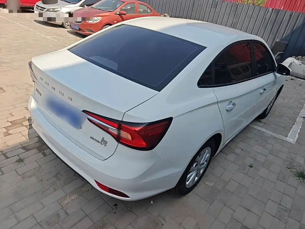 Roewe i5 2021