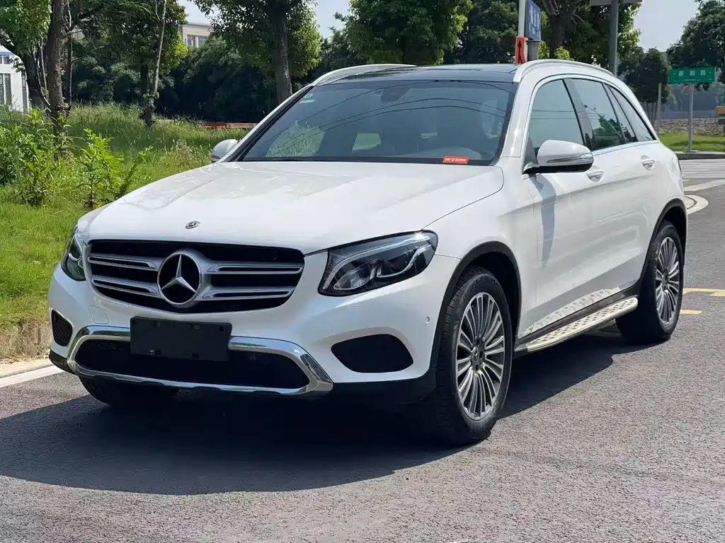 Mercedes-Benz GLC 2017 — фото 1